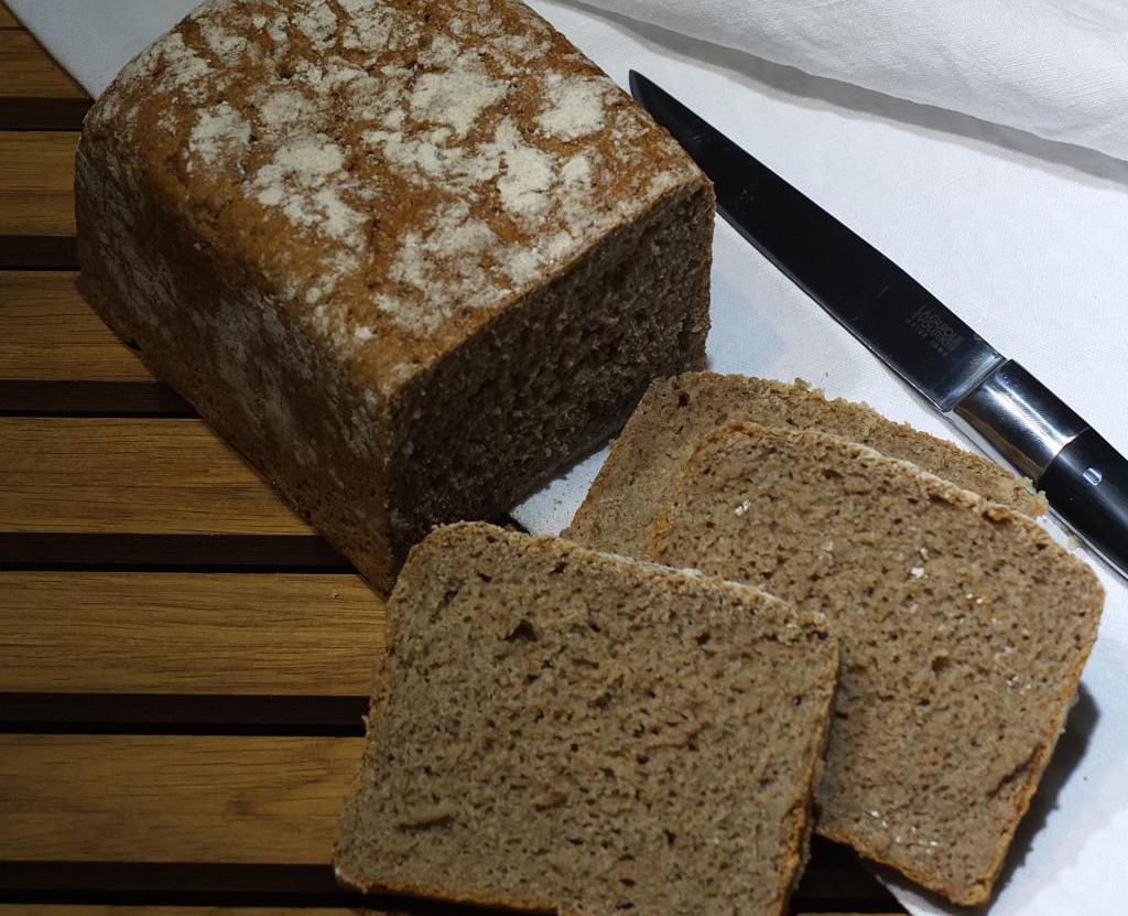 Постный хлеб в хлебопечке рецепты. Хлеб Демидовский бездрожжевой. Хлеб в хлебопечке. Бездрожжевой хлеб в хлебопечке. Хлеб Нестерка бездрожжевой.