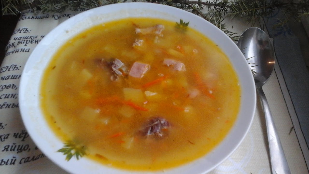 Гороховый суп на литр воды. Гороховый суп с тушенкой. Вкусный суп с тушёнкой. Гороховый суп в мультиварке. Гороховый суп с яйцом и тушёнкой.
